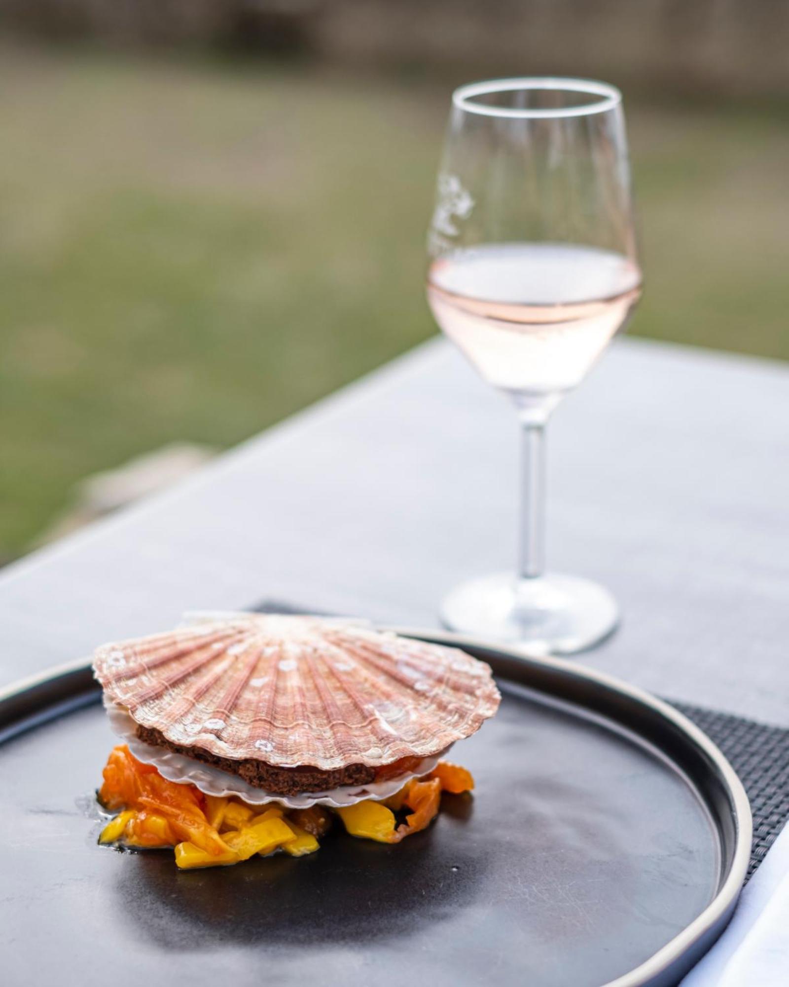 Logis Hotel Restaurant La Citadelle ブライ・エ・サン・リュス エクステリア 写真